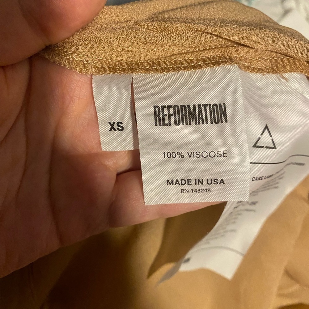 Reformation Nude dress - Picture 3 of 4